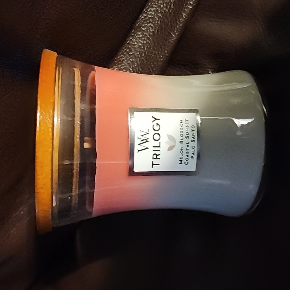 WOODWICK MEDIUM HOURGLASS MELON BLOSSOM TRILOGY